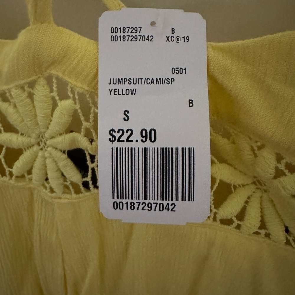 Forever 21 Jumpsuit - Picture 10 of 12